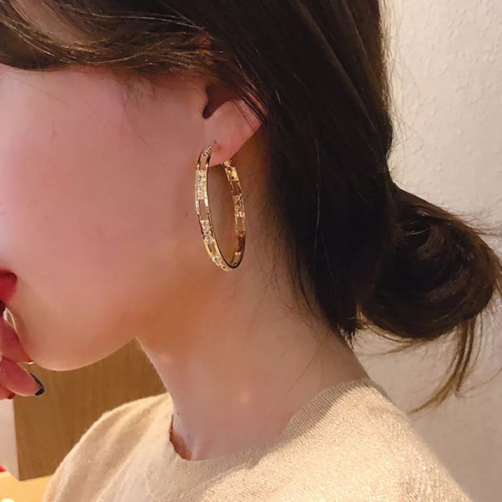 🌟 Gold Plated Diamond Hoop Earrings - Picture 3 of 4